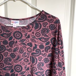 LuLaRoe Irma High-Low Tunic Top – Women’s Medium (8–10)